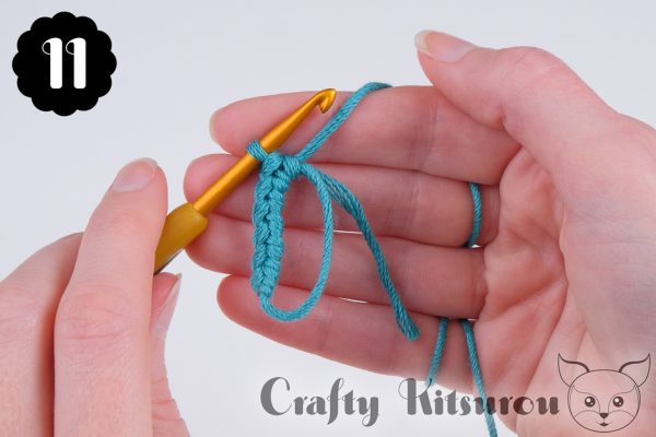 How to Crochet a Magic Ring (Left Handed) Crafty Kitsurou